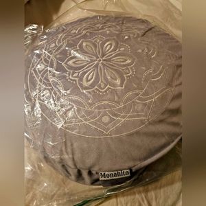 Monahito Meditation Cushion